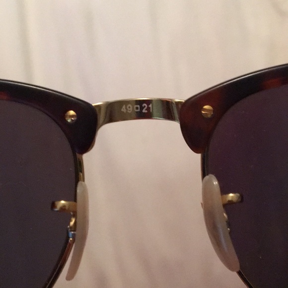 Ray ban Clubmaster sunglasses - Picture 3 of 3